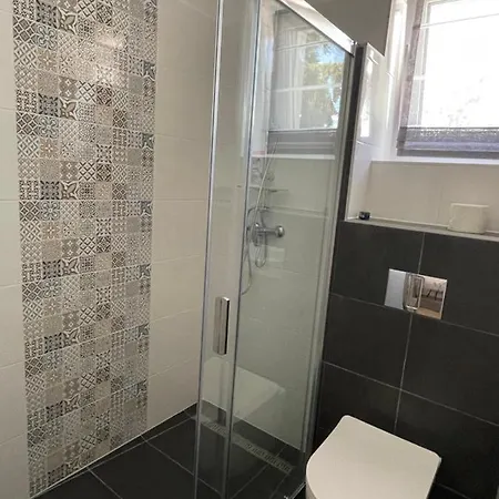 D 20 Dózsa György Utca 20 Apartamento *