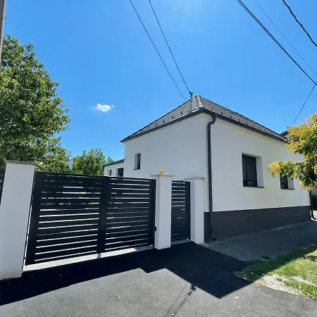 D 20 Apartmanhaz Dozsa Gyoergy Utca 20 زالاجيرسيج