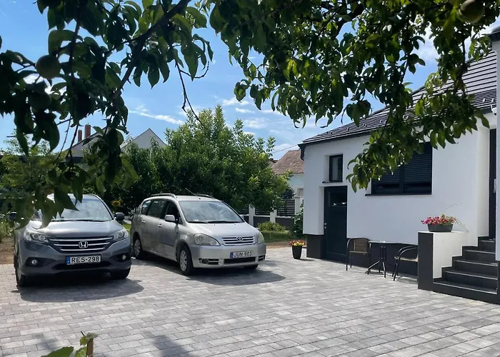 דירה D 20 Apartmanhaz Dozsa Gyoergy Utca 20 זלאגרסג