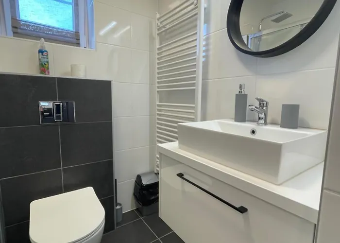 D 20 Apartmanhaz Dozsa Gyoergy Utca 20 *